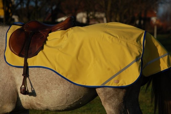 Bederní deka Horsea Softshell - Barva: Žlutá, Velikost deky: 135-M